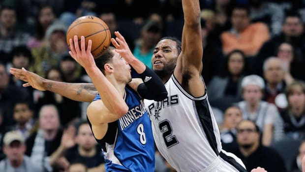 kawhi-leonard-island.jpg